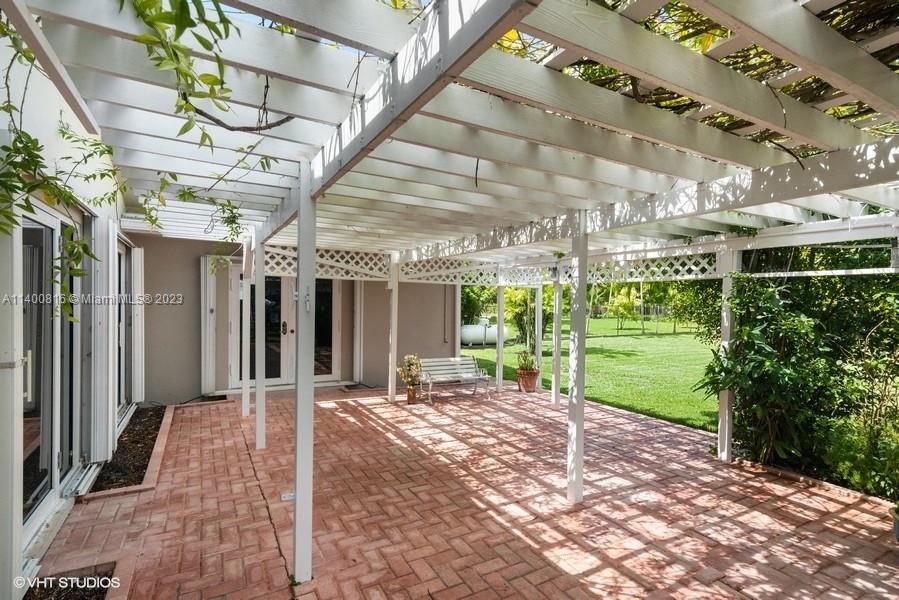 Tamiami Miami, FL 33175 - Photo 15 of 21 TRELLIS