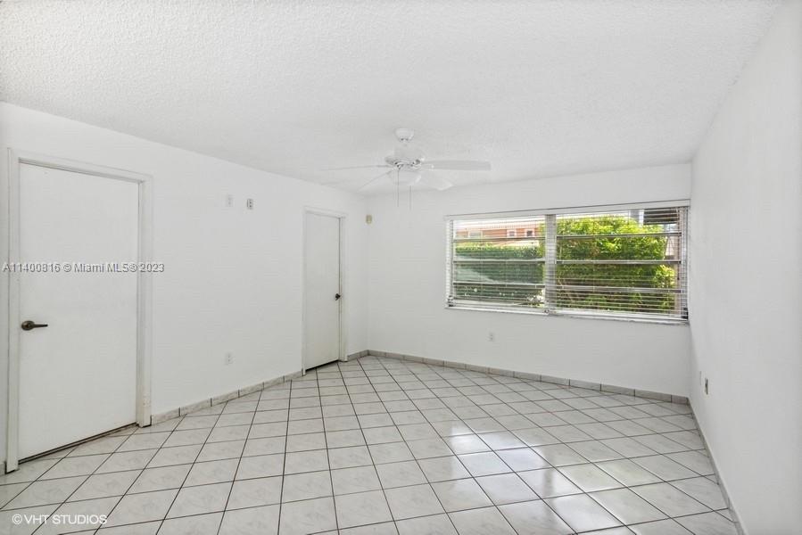 Tamiami Miami, FL 33175 - Photo 10 of 21