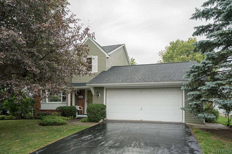 153 Little Robin Road Amherst, NY 14228 - Photo 1 of 1