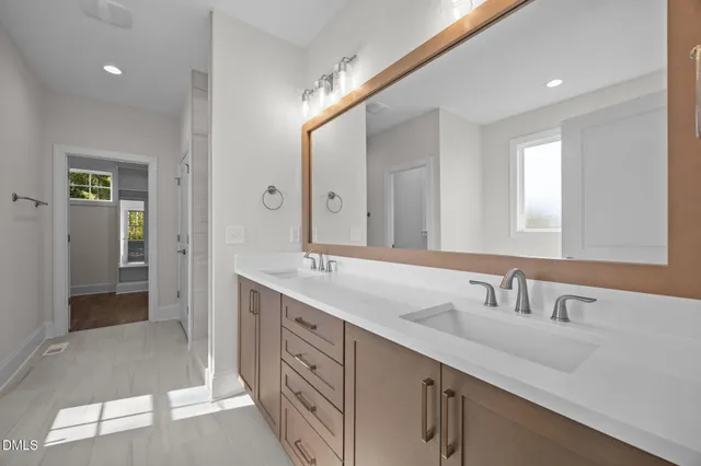 $875,000 | 35 Broadleaf Lane, Louisburg, NC 27549