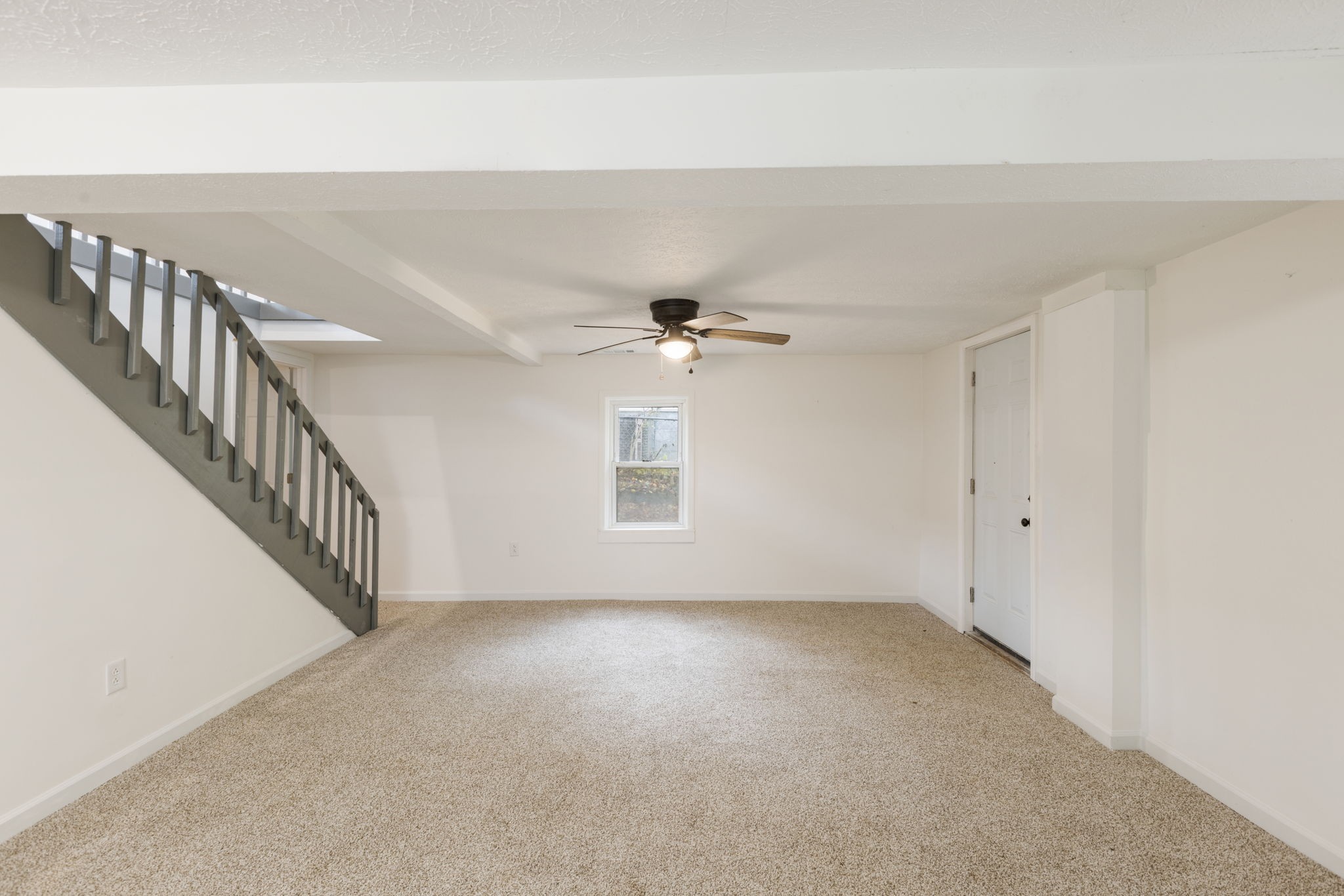 415 Durrett Street Springfield, TN 37172 - Photo 31 of 54 a view of an empty room with a window