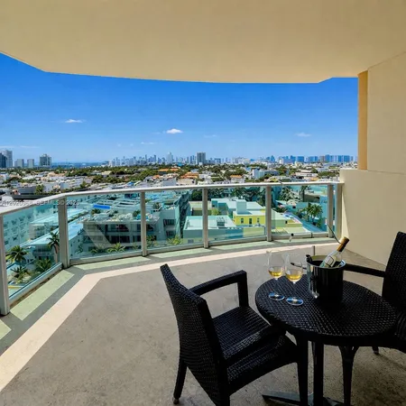 $7,500 | 1455 Ocean Drive, Unit 1211, Miami Beach, FL 33139