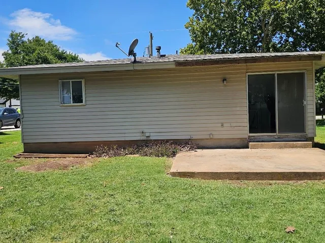 $129,000 | 536 Bryant Avenue, Midlothian, TX 76065