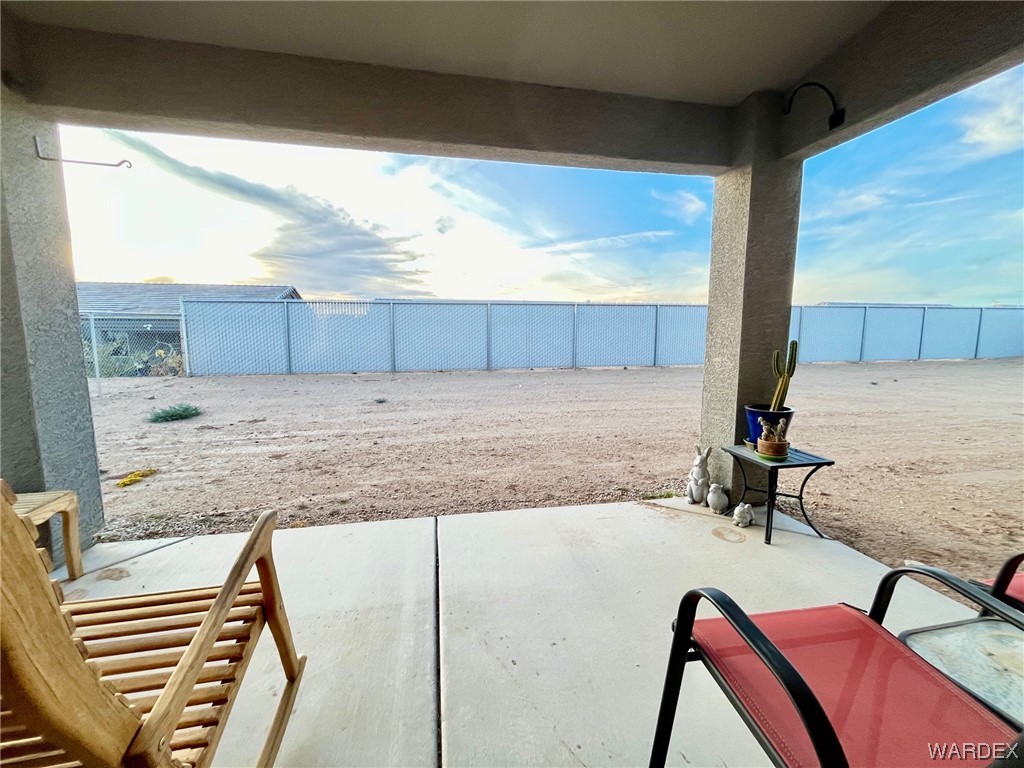 471 Mormon Flat Road Golden Valley, AZ 86413 - Photo 16 of 24