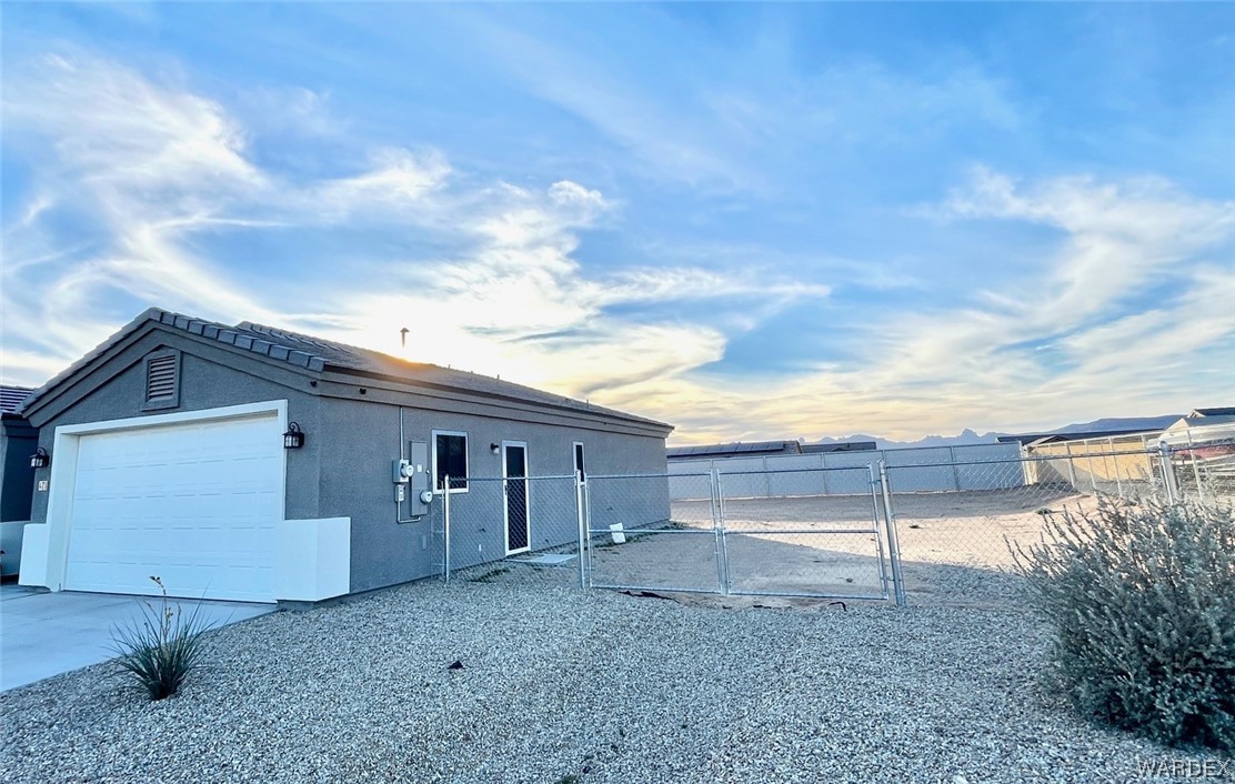 471 Mormon Flat Road Golden Valley, AZ 86413 - Photo 17 of 24