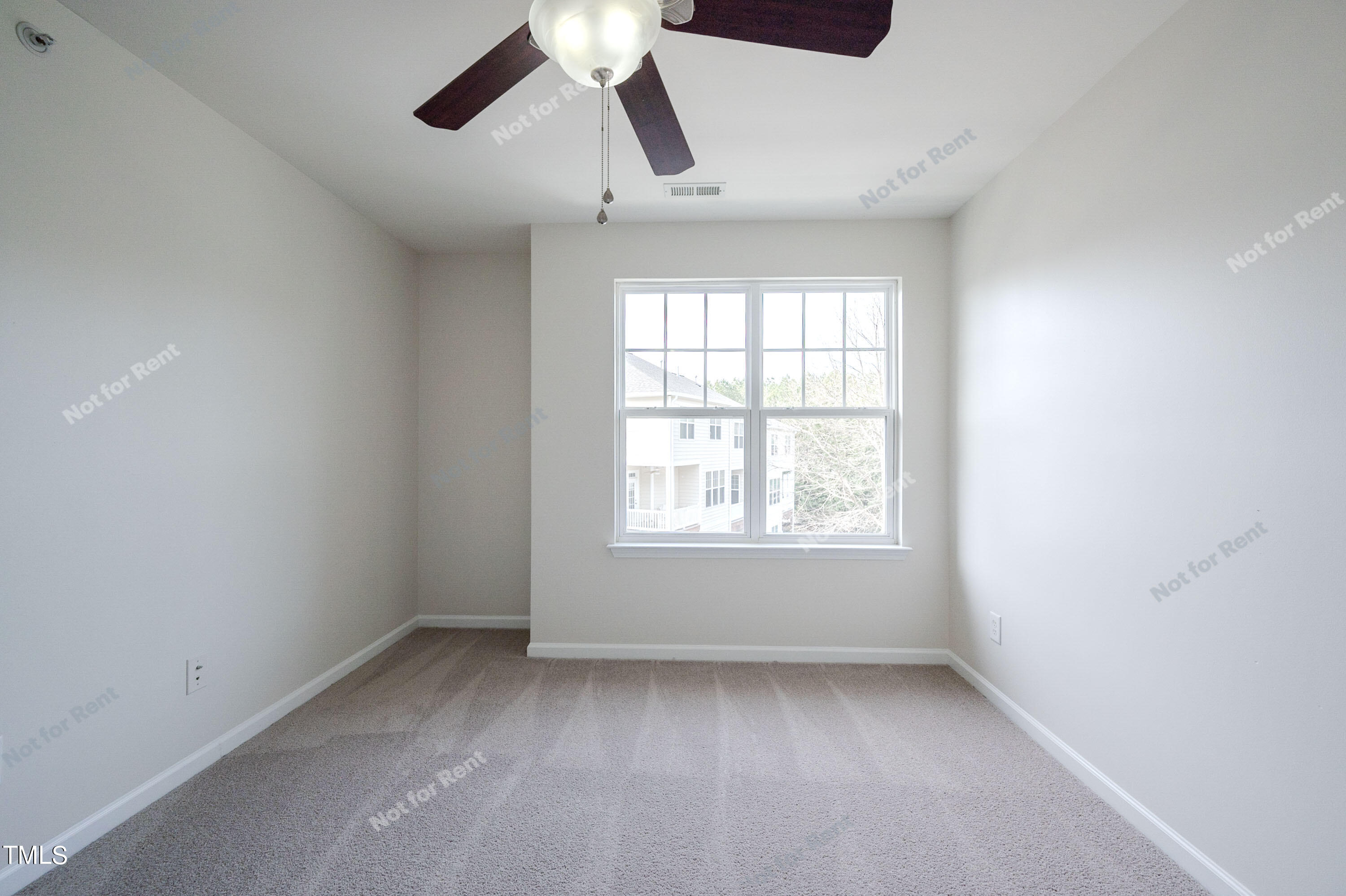 6210 Braidwood Court Raleigh, NC 27612 - Photo 5 of 26 photo_05