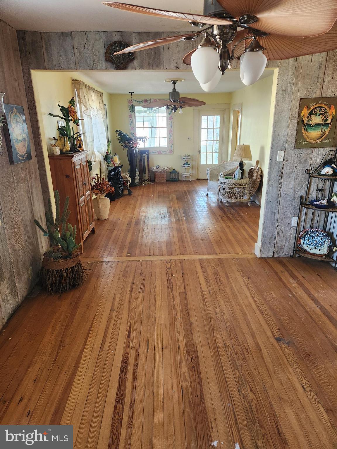 7805 SW Road Pasadena, MD 21122 - Photo 13 of 30 Gallery Image 13