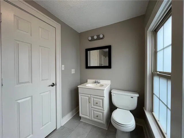 $265,000 | 1321 West College Street, Independence, MO 64050