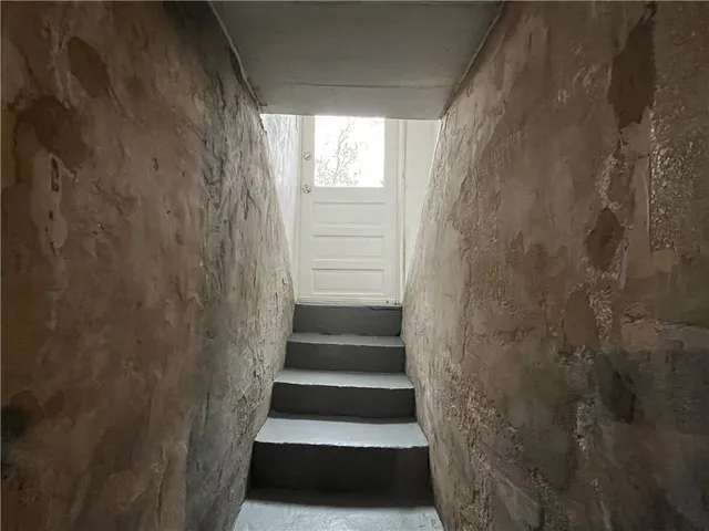 $265,000 | 1321 West College Street, Independence, MO 64050