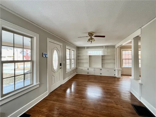 $265,000 | 1321 West College Street, Independence, MO 64050