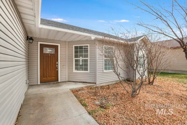 $325,000 | 1343 Valencia Street, Twin Falls, ID 83301