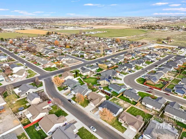 $325,000 | 1343 Valencia Street, Twin Falls, ID 83301