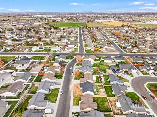 $325,000 | 1343 Valencia Street, Twin Falls, ID 83301