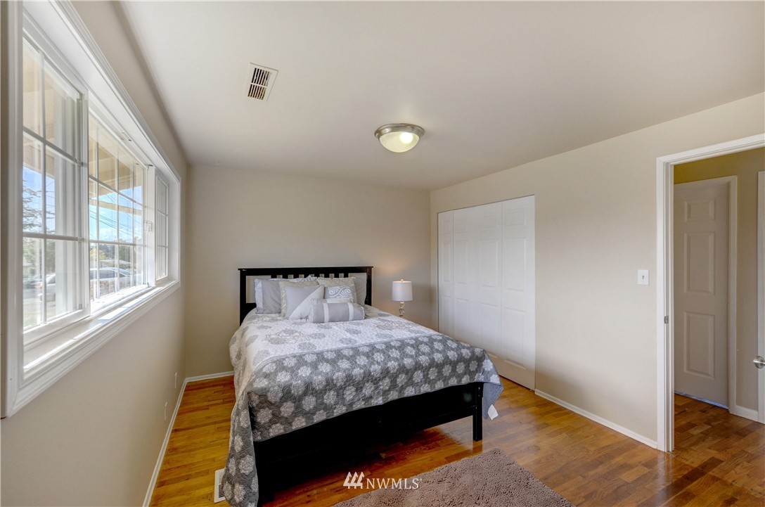 12690 Southeast 169th Street Renton, WA 98058 - Photo 13 of 21 Gallery Image 13