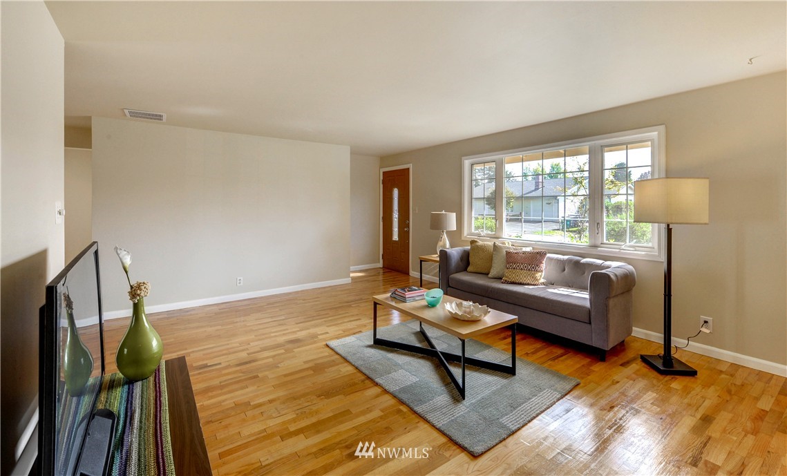 12690 Southeast 169th Street Renton, WA 98058 - Photo 17 of 21 Gallery Image 17