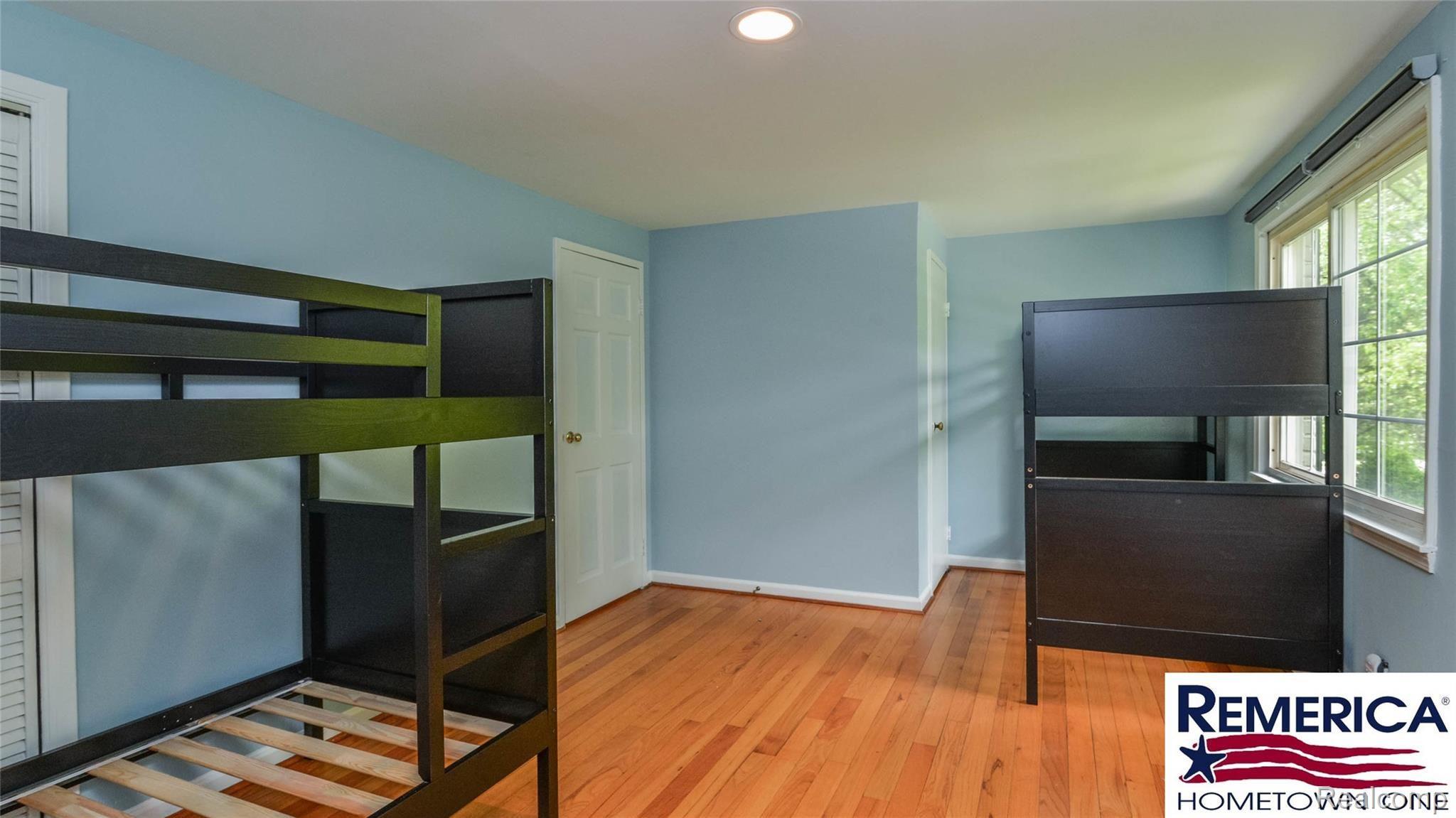 1735 Graefield Road, Unit 117 Birmingham, MI 48009 - Photo 26 of 36 Bedroom 2.4