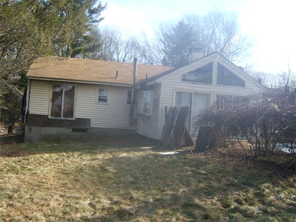 25 Phoenix Road Auburn, MA 01501 - Photo 6 of 11 Gallery Image 6