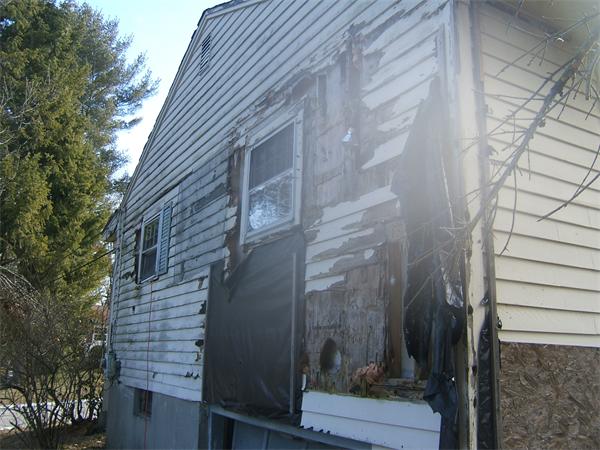 25 Phoenix Road Auburn, MA 01501 - Photo 9 of 11 Gallery Image 9