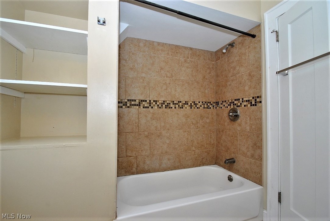 1243 Quilliams Road Cleveland Heights, OH 44121 - Photo 19 of 31