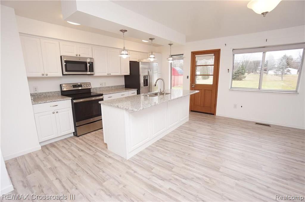 7100 Sheldon Road Belleville, MI 48111 - Photo 8 of 24