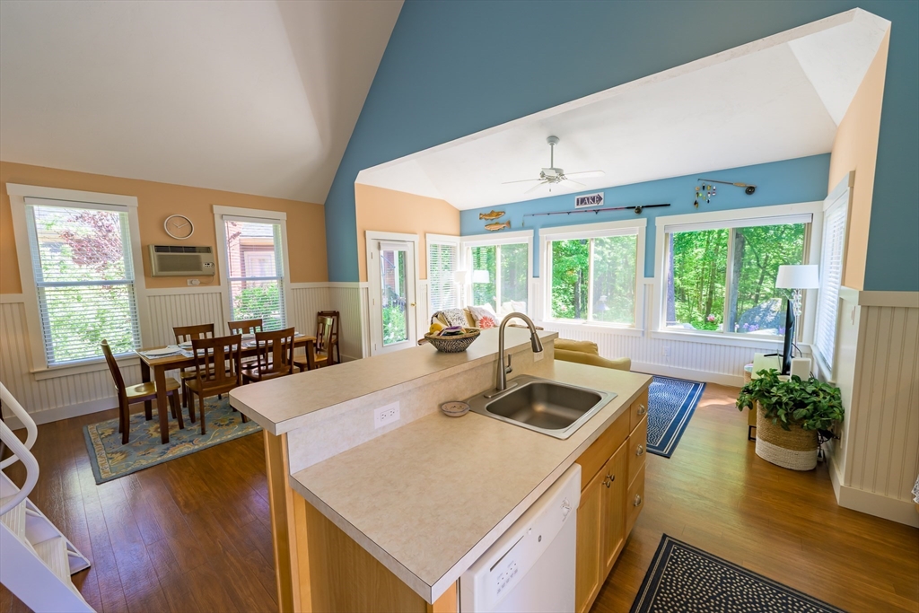 39 Whispering Pines Road, Unit 39 Westford, MA 01886 - Photo 13 of 38