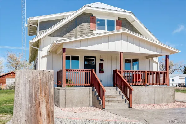 $405,000 | 454 4th Avenue, Deer Trail, CO 80105