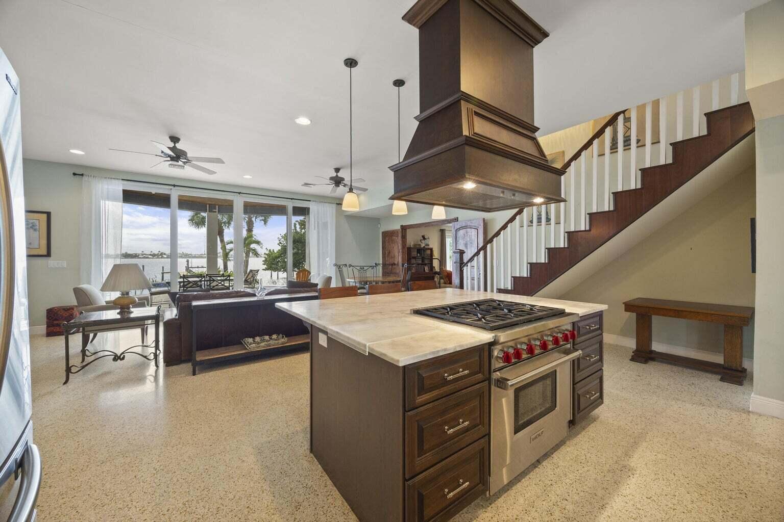 1009 Northwest Terrace Road Stuart, FL 34994 - Photo 17 of 69 20250217200144897351000000-o