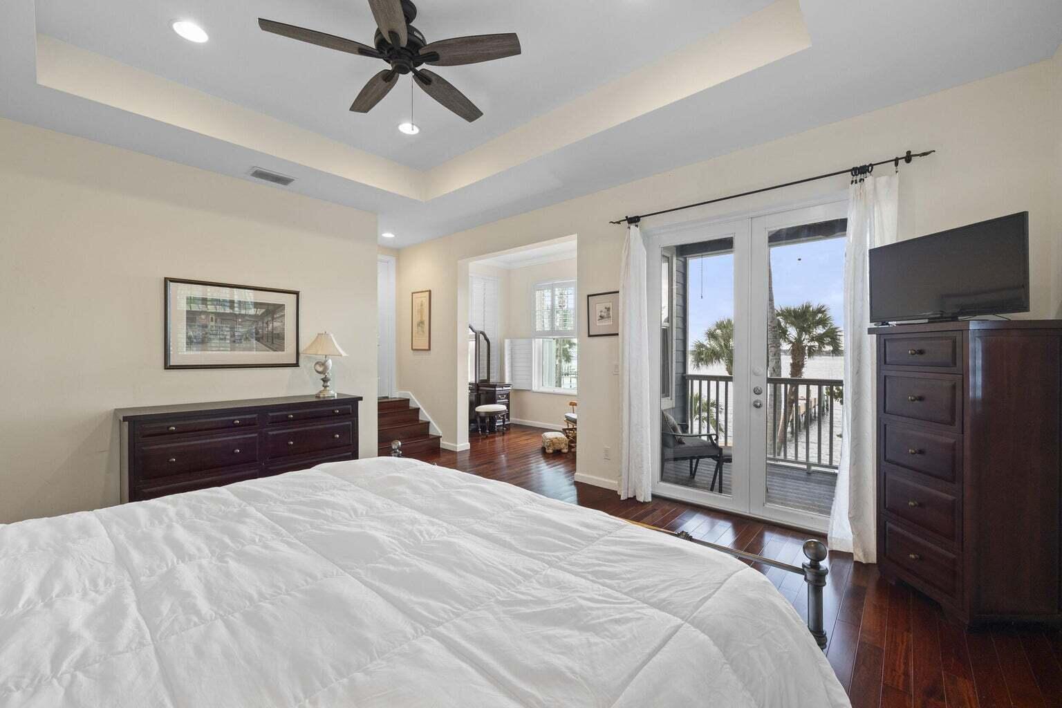 1009 Northwest Terrace Road Stuart, FL 34994 - Photo 27 of 69 20250217200121972654000000-o