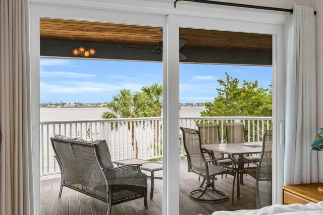 $2,600,000 | 1009 Northwest Terrace Road, Stuart, FL 34994