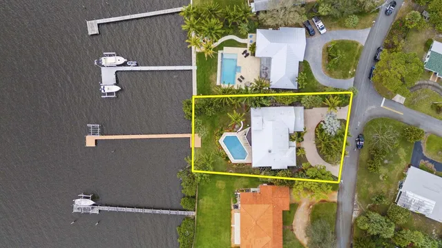 $2,600,000 | 1009 Northwest Terrace Road, Stuart, FL 34994