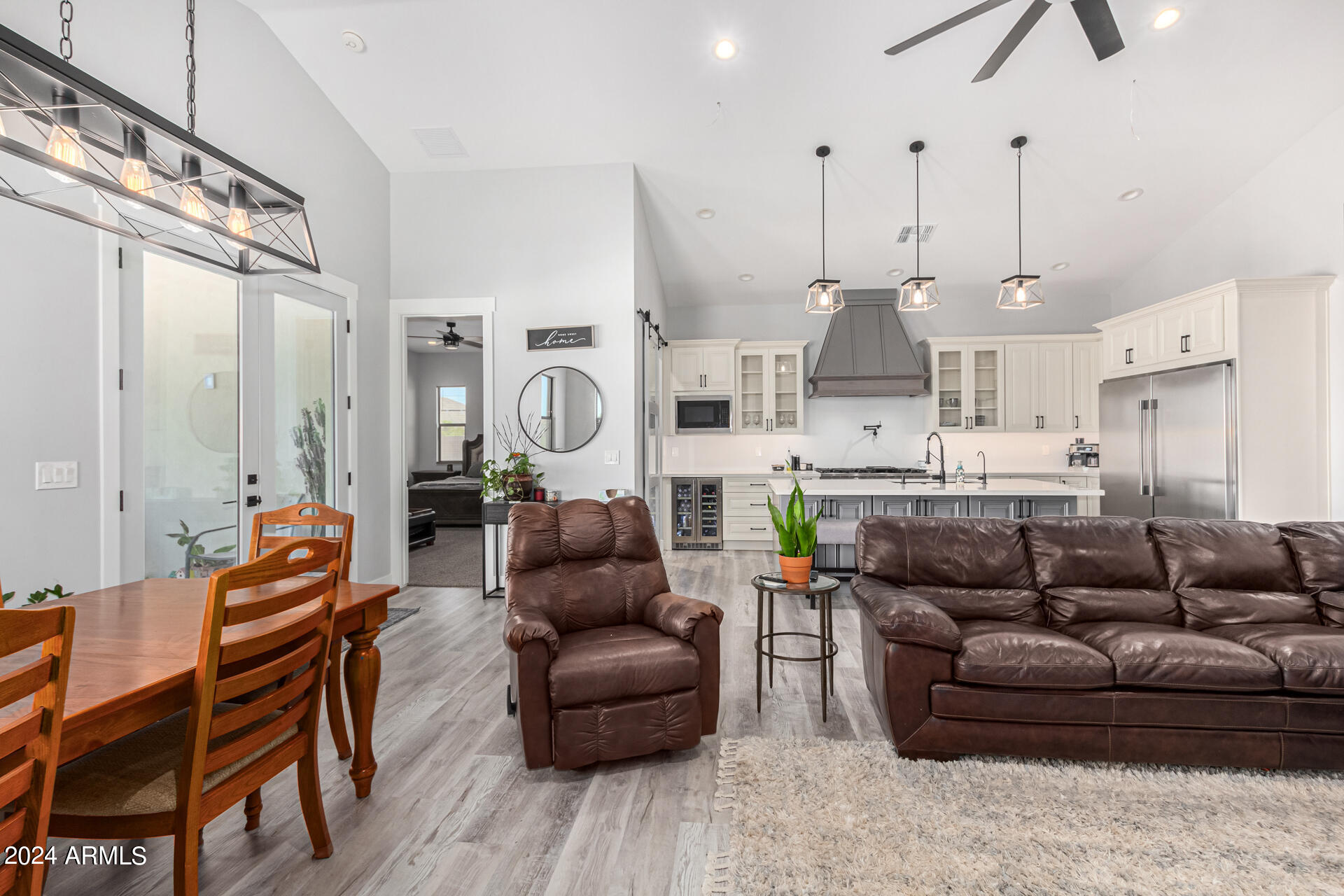 708 West Tanya Road Phoenix, AZ 85086 - Photo 9 of 34 0008-07-Tanya