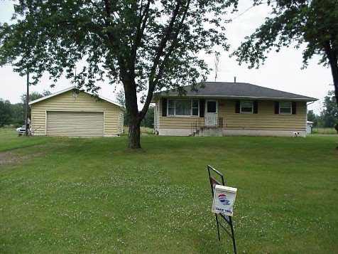 68838 Sweetbriar Road Walkerton, IN 46574 - Photo 2 of 4