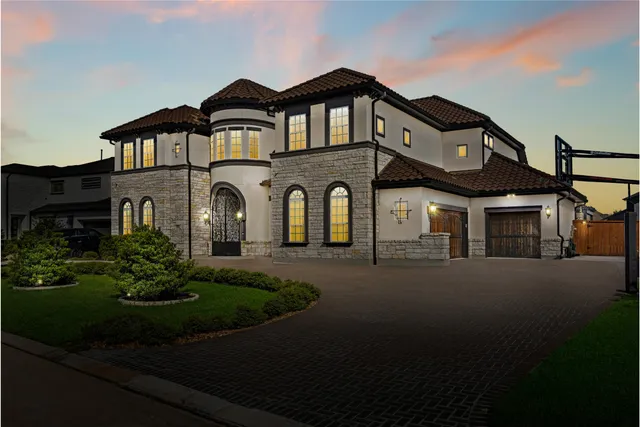 $1,499,000 | 18011 Blue Ridge Shores Drive, Cypress, TX 77433