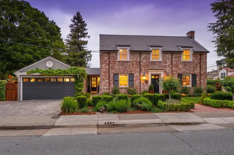$3,300,000 | 2995 Hacienda Street, San Mateo, CA 94403