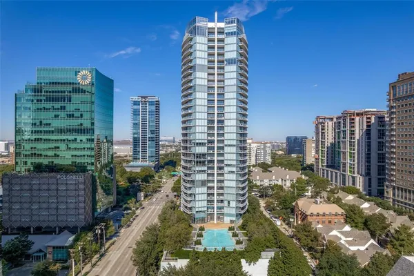 $3,995 | 2900 McKinnon Street, Unit 1606, Dallas, TX 75201