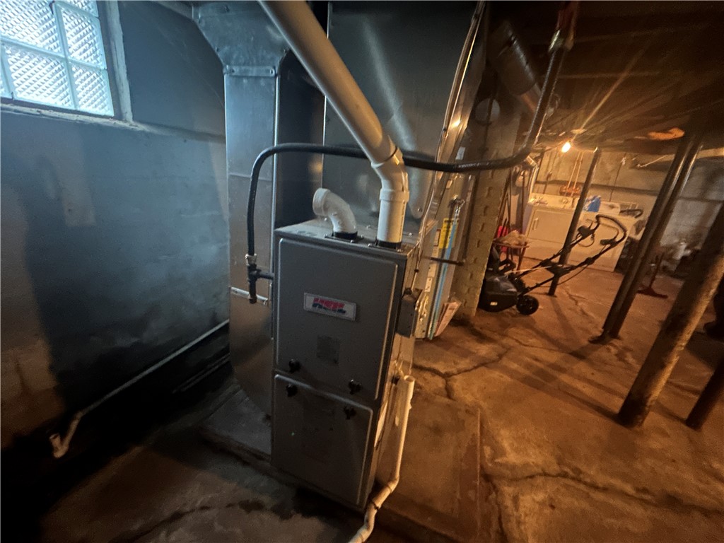 455 Frost Avenue Rochester, NY 14611 - Photo 24 of 33