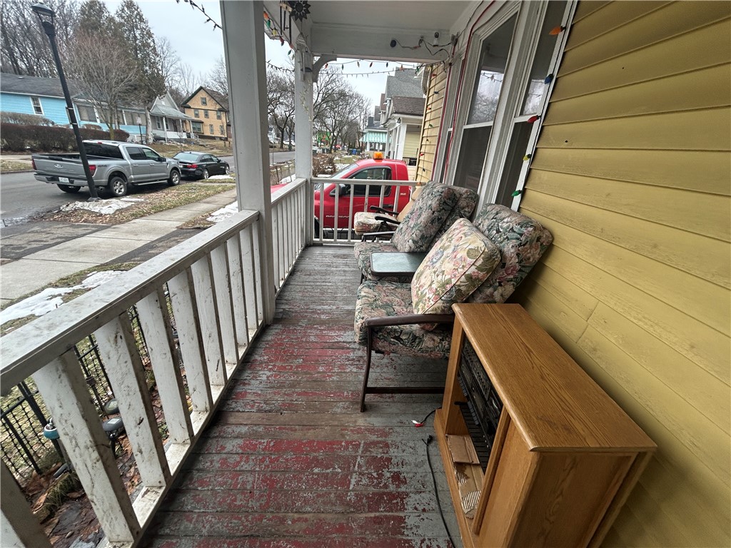 455 Frost Avenue Rochester, NY 14611 - Photo 4 of 33