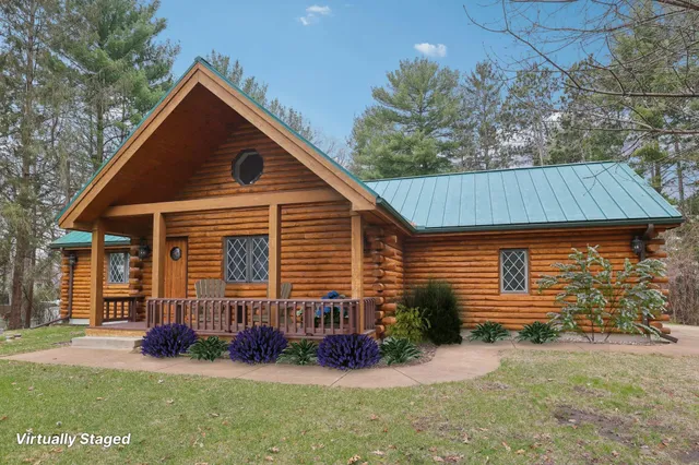 $499,000 | N7589 Lakeside Drive, Portage, WI 53901