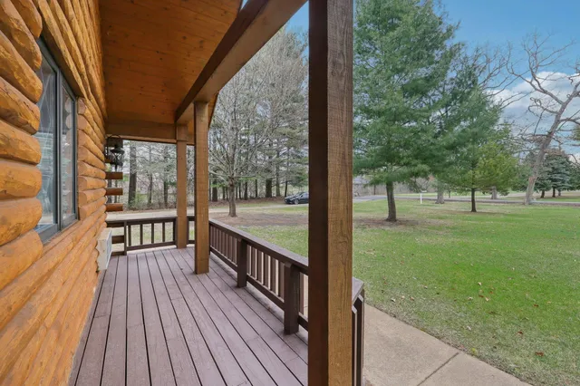 $499,000 | N7589 Lakeside Drive, Portage, WI 53901