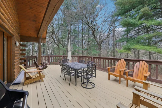 $499,000 | N7589 Lakeside Drive, Portage, WI 53901