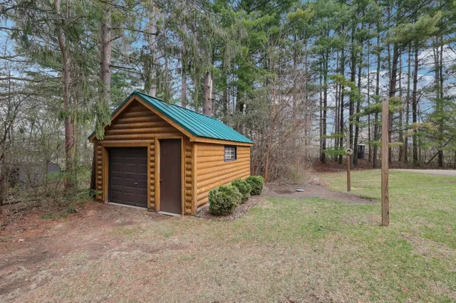 $499,000 | N7589 Lakeside Drive, Portage, WI 53901