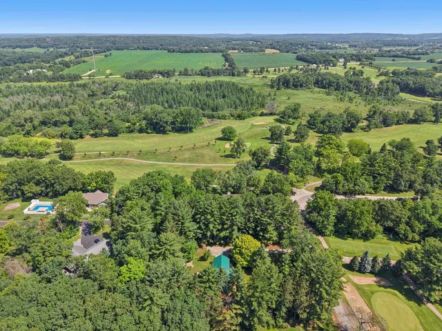 $499,000 | N7589 Lakeside Drive, Portage, WI 53901