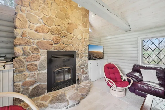 $499,000 | N7589 Lakeside Drive, Portage, WI 53901