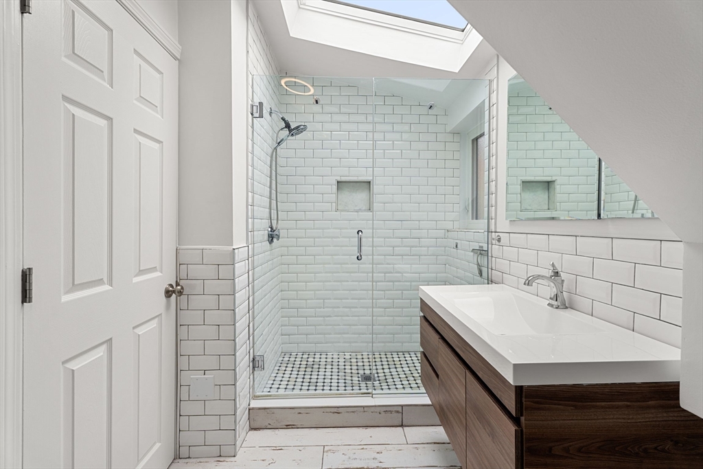 369 Medford Street, Unit 1 Somerville, MA 02145 - Photo 15 of 22