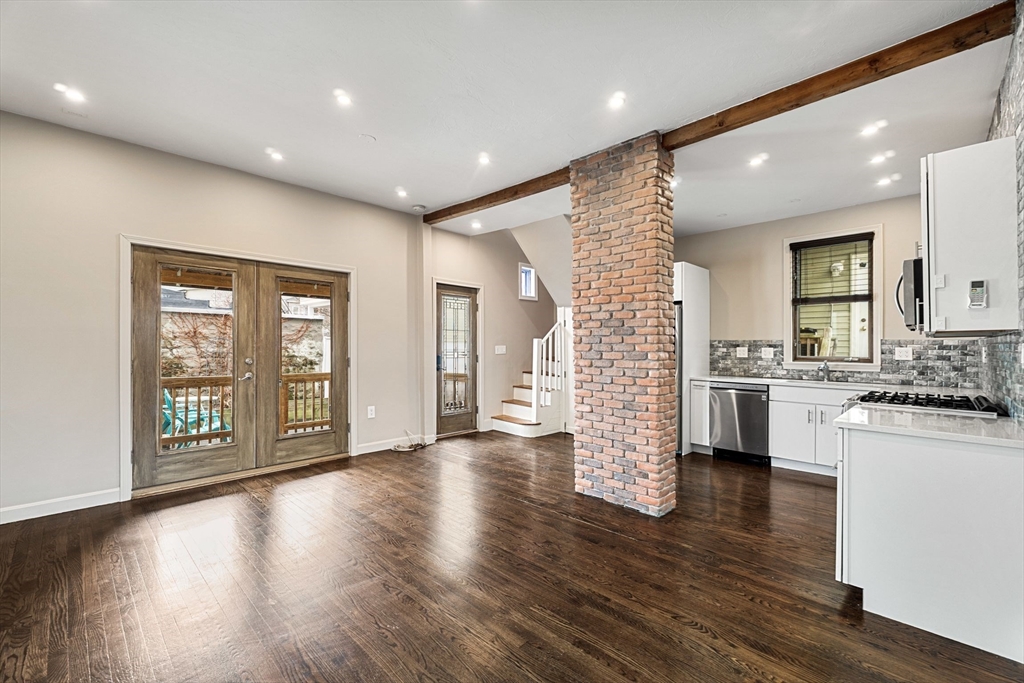 369 Medford Street, Unit 1 Somerville, MA 02145 - Photo 3 of 22