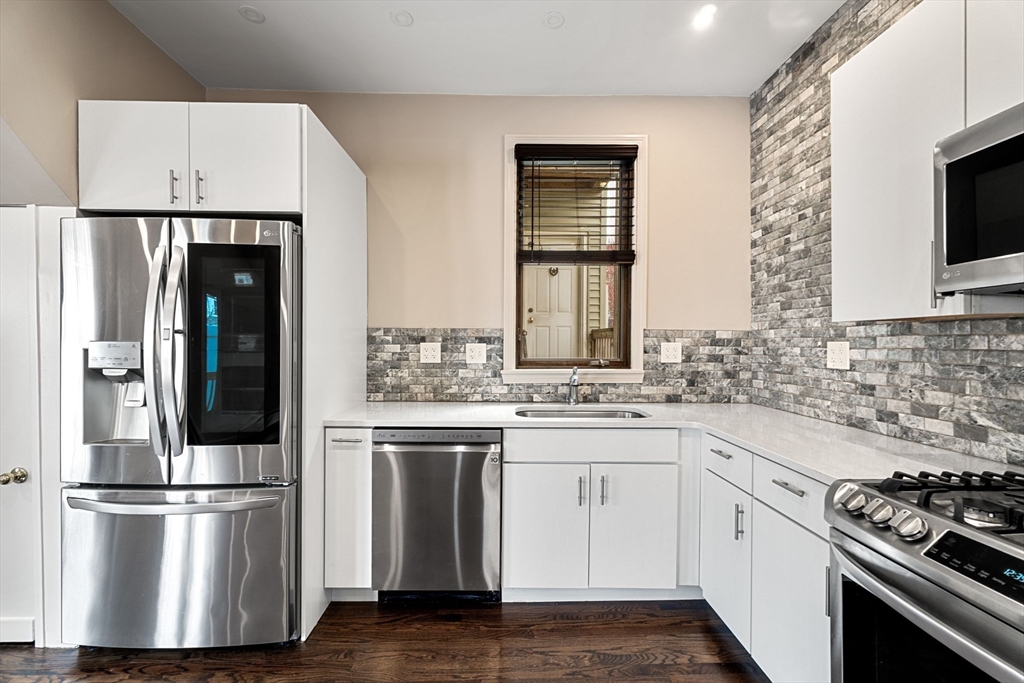 369 Medford Street, Unit 1 Somerville, MA 02145 - Photo 6 of 22