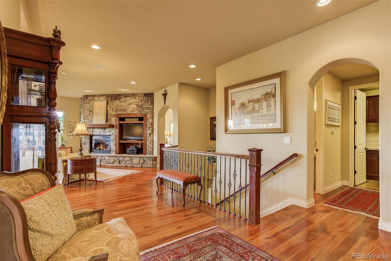 4342 Chateau Ridge Road Castle Rock, CO 80108 - Photo 8 of 35 Gallery Image 8