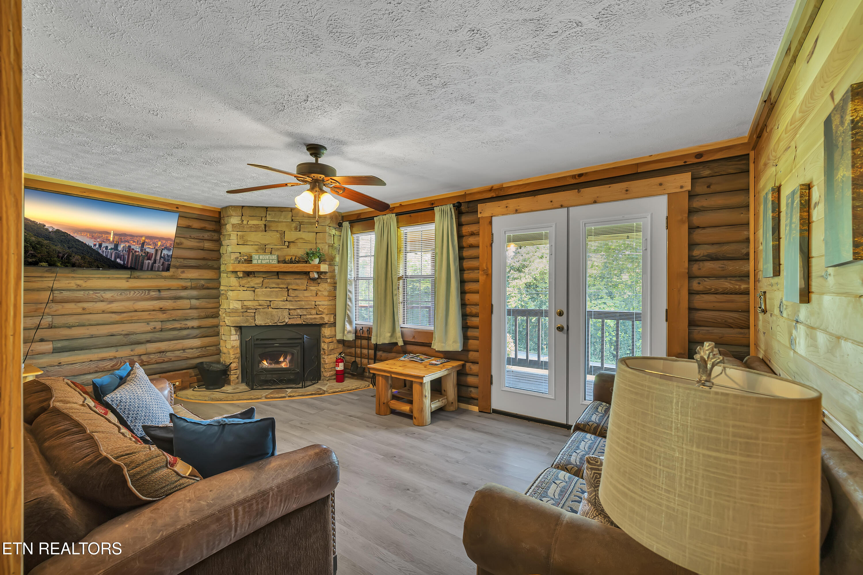 509 Thomas Loop Road Sevierville, TN 37876 - Photo 17 of 38 509 Thomas Loop Rd-110