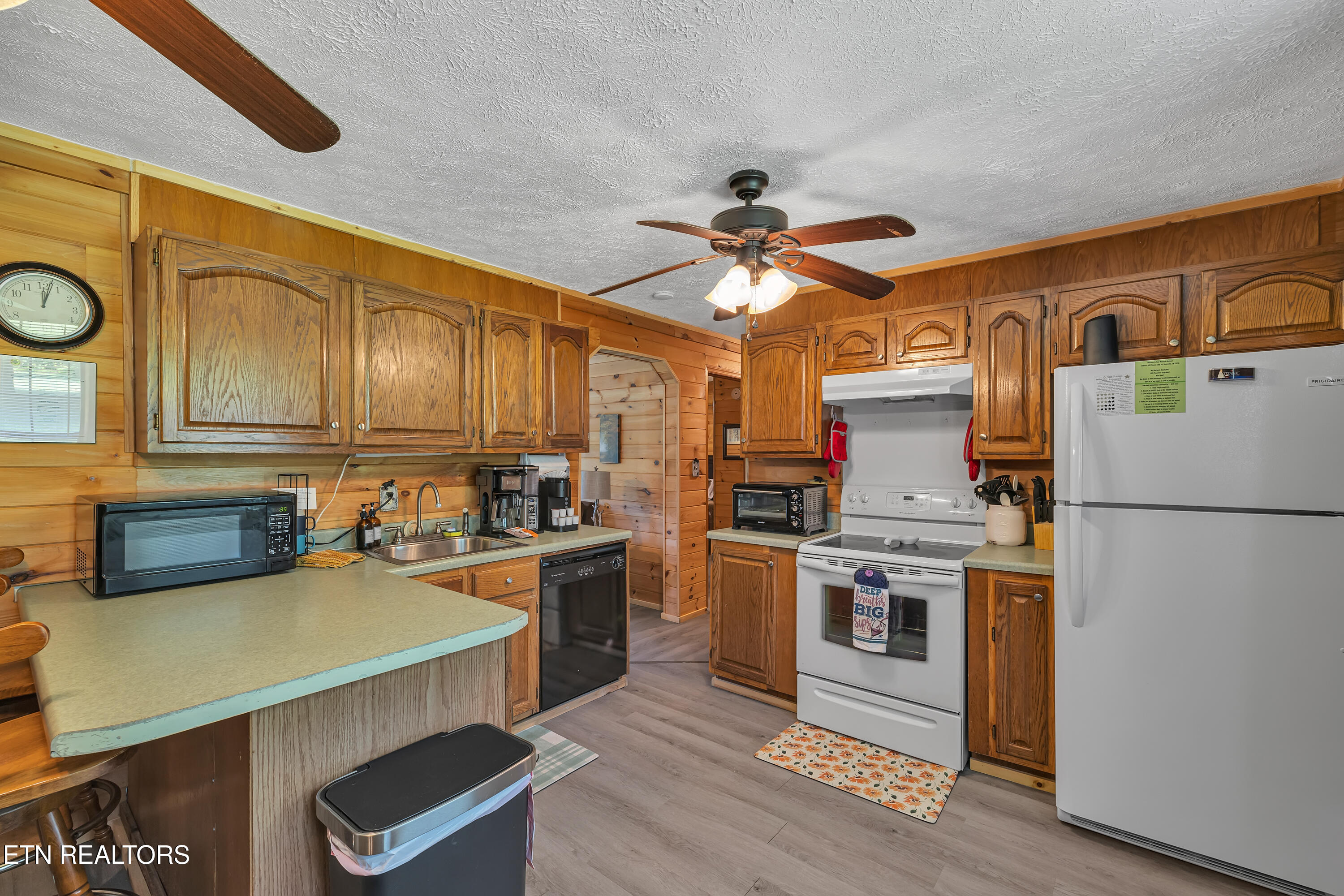 509 Thomas Loop Road Sevierville, TN 37876 - Photo 19 of 38 509 Thomas Loop Rd-107