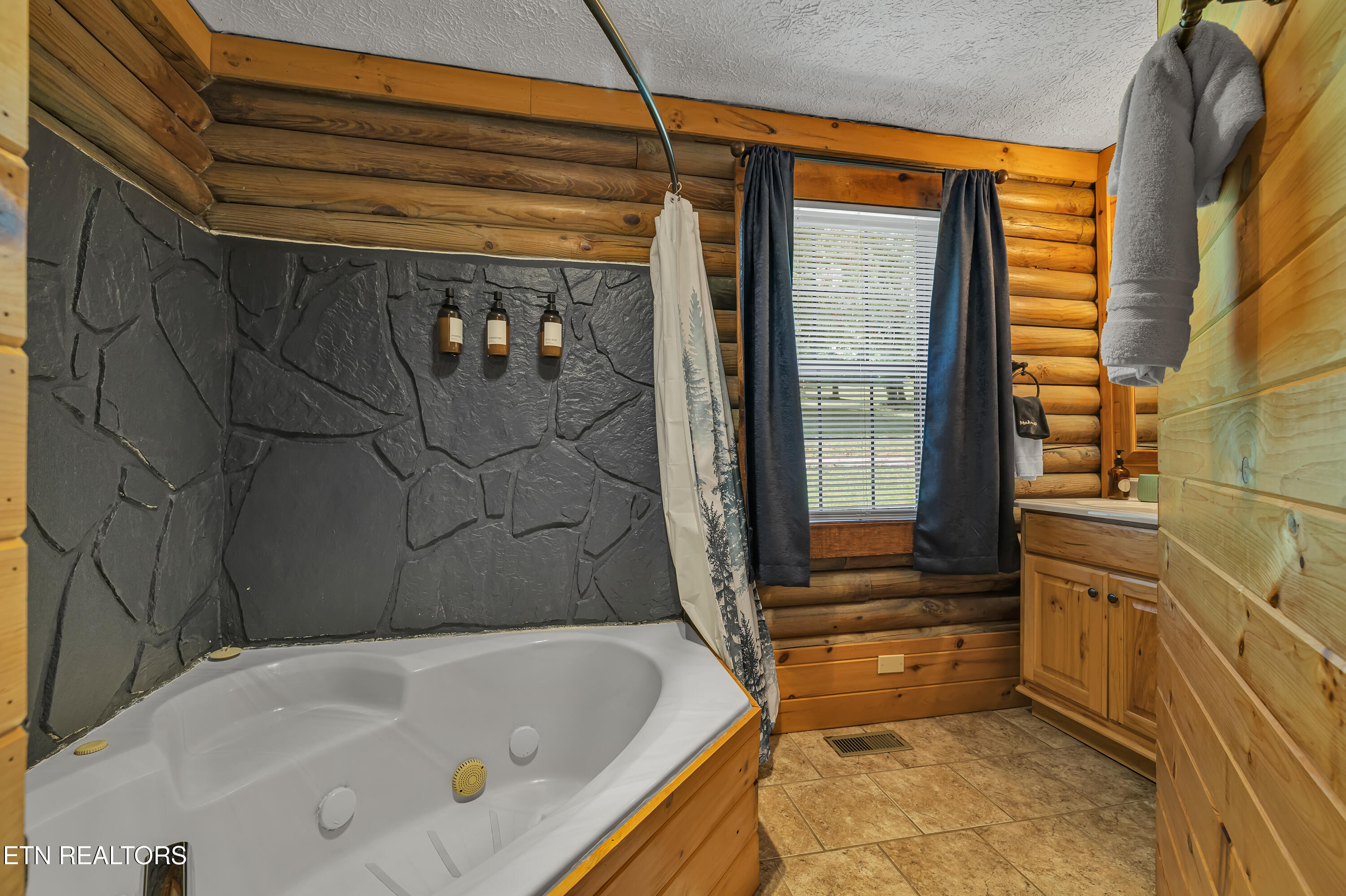 509 Thomas Loop Road Sevierville, TN 37876 - Photo 30 of 38 509 Thomas Loop Rd-116